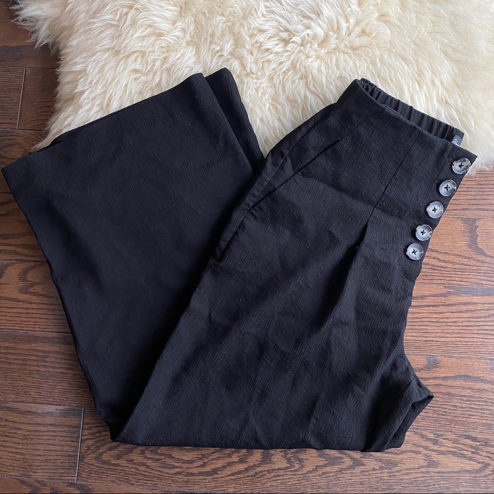 2/$15 🌿 NWOT button front wide leg pants